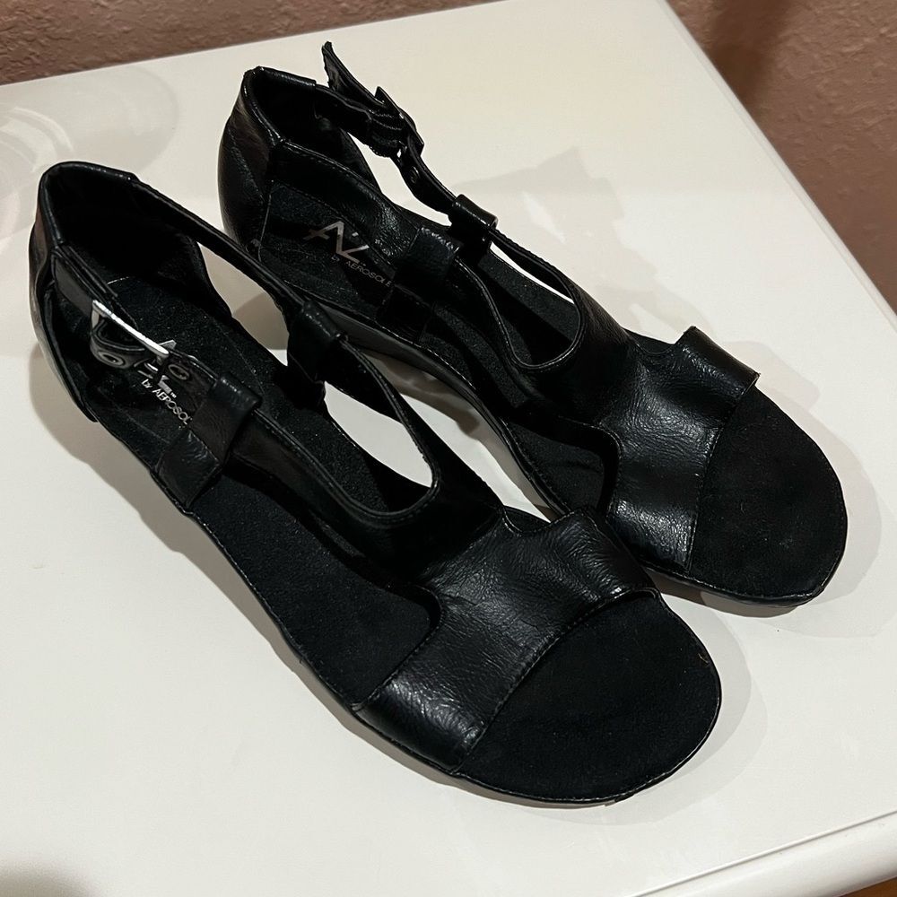 A2 by Aerosoles Low Wedge Sandel